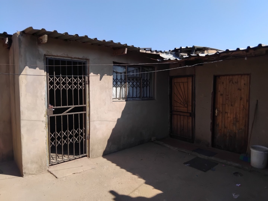 5 Bedroom Property for Sale in Ivory Park Gauteng