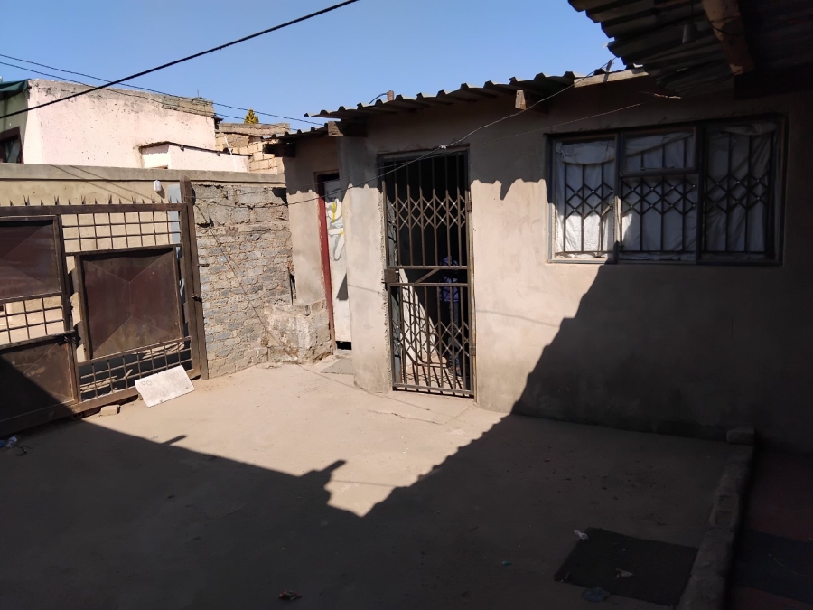5 Bedroom Property for Sale in Ivory Park Gauteng