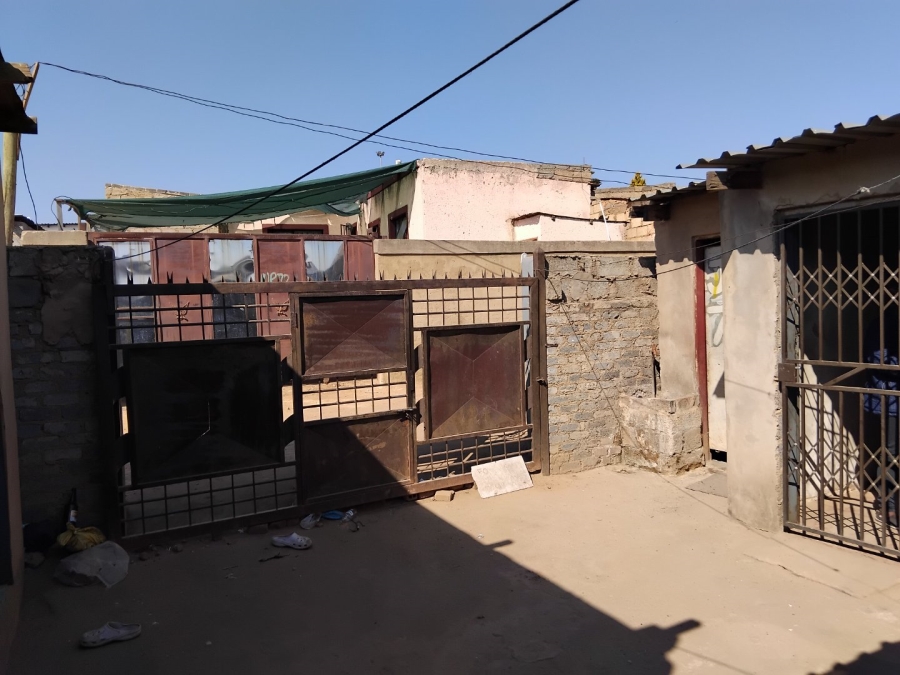 5 Bedroom Property for Sale in Ivory Park Gauteng