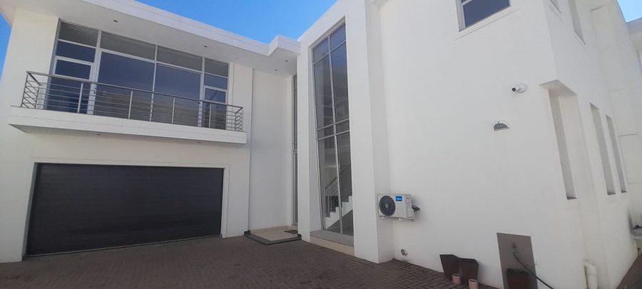 To Let 6 Bedroom Property for Rent in Waterkloof Heights Gauteng