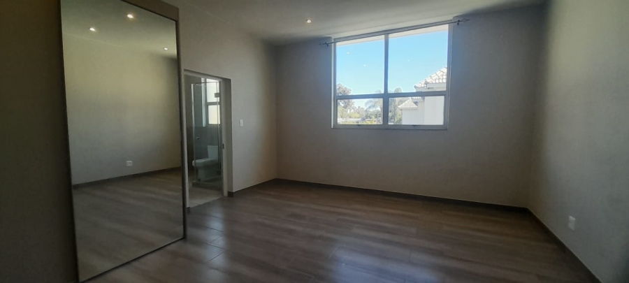 To Let 6 Bedroom Property for Rent in Waterkloof Heights Gauteng