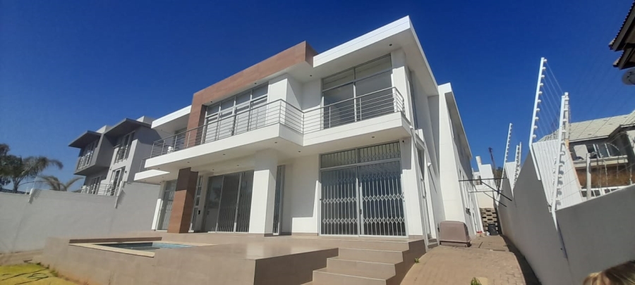 6 Bedroom Property for Sale in Waterkloof Heights Gauteng