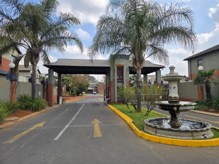  Bedroom Property for Sale in Lilianton Gauteng