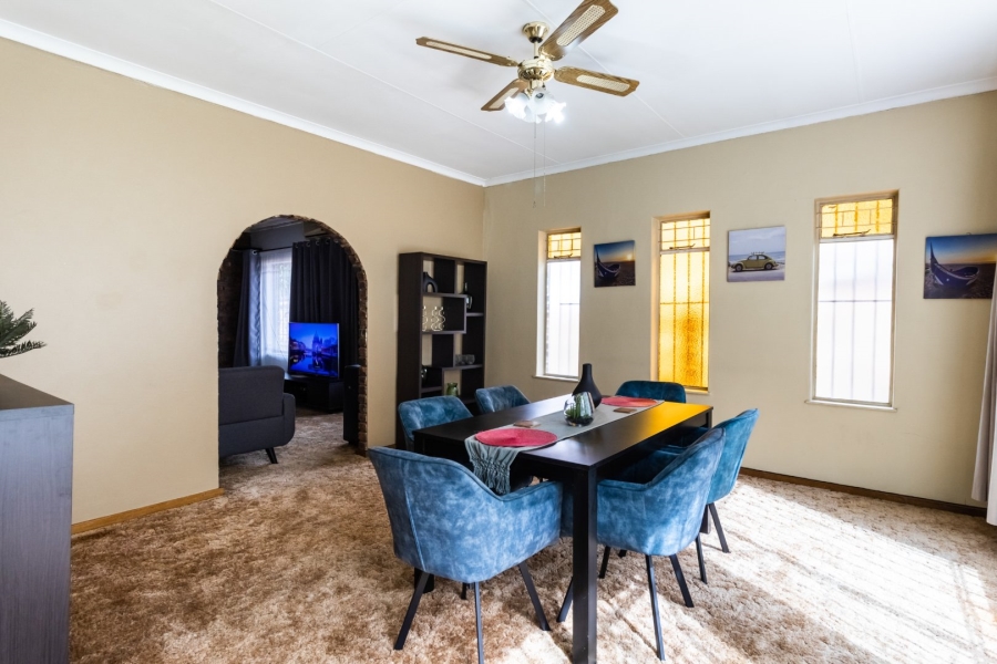 4 Bedroom Property for Sale in Zwartkop Gauteng
