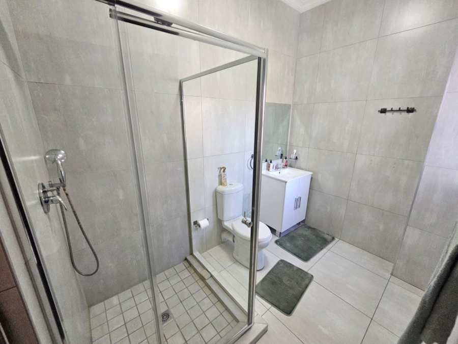 To Let 3 Bedroom Property for Rent in Monavoni Gauteng