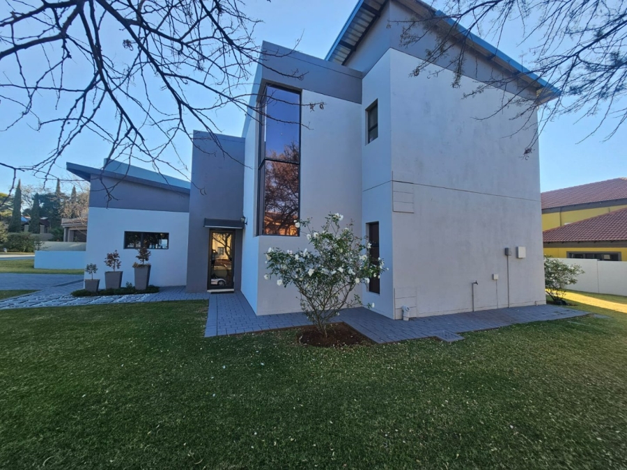 To Let 3 Bedroom Property for Rent in Monavoni Gauteng