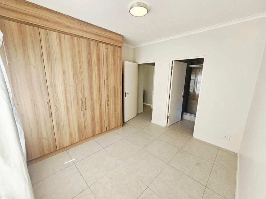 2 Bedroom Property for Sale in Louwlardia Gauteng