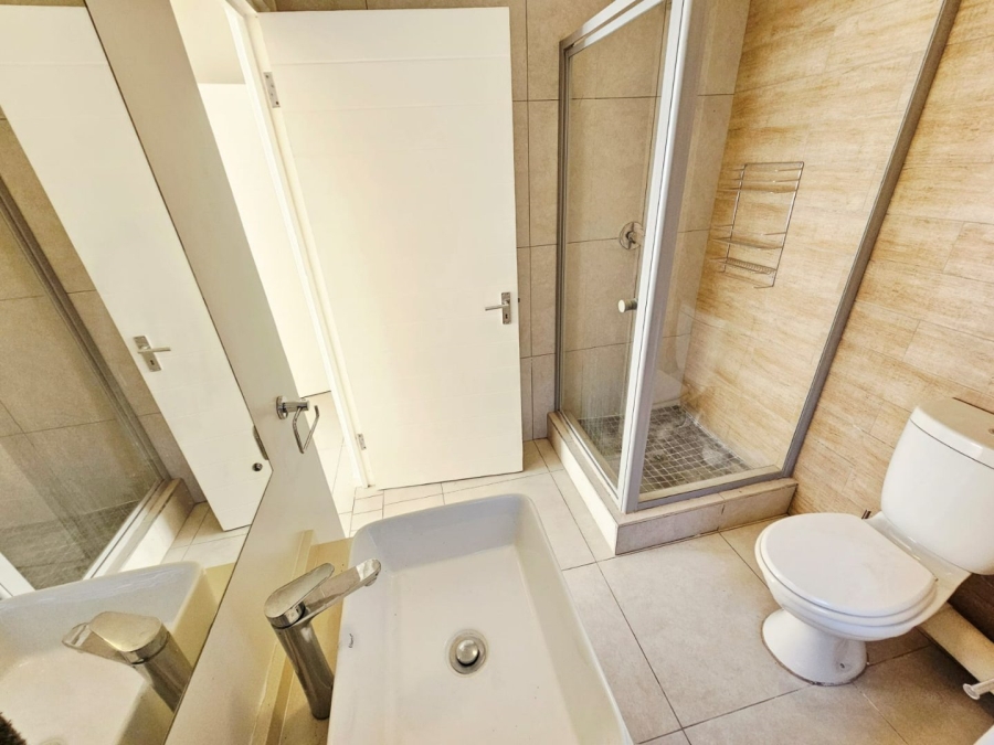 2 Bedroom Property for Sale in Louwlardia Gauteng