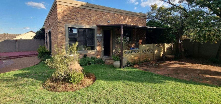 3 Bedroom Property for Sale in Elspark Gauteng