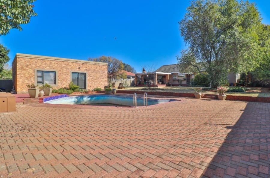 3 Bedroom Property for Sale in Elspark Gauteng