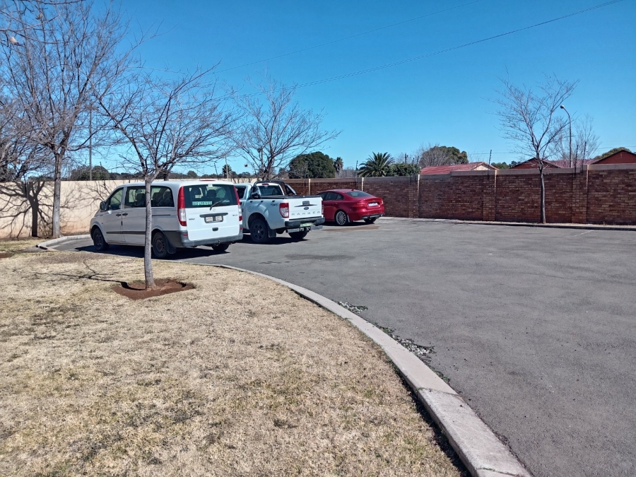 3 Bedroom Property for Sale in Bonanne Gauteng