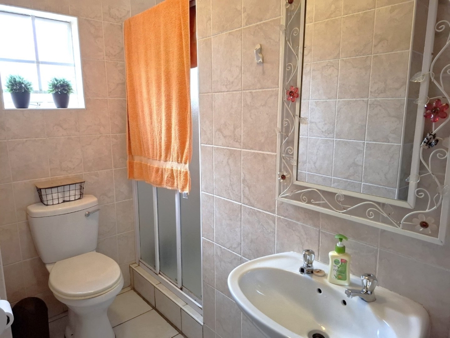 2 Bedroom Property for Sale in Amberfield Gauteng