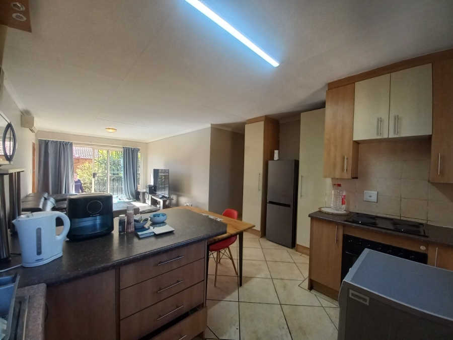 3 Bedroom Property for Sale in Kosmosdal Gauteng