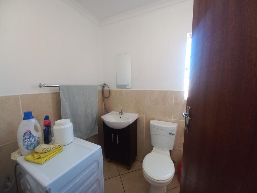 3 Bedroom Property for Sale in Kosmosdal Gauteng
