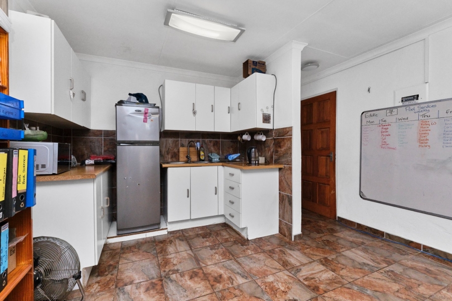 4 Bedroom Property for Sale in Witpoortjie Gauteng