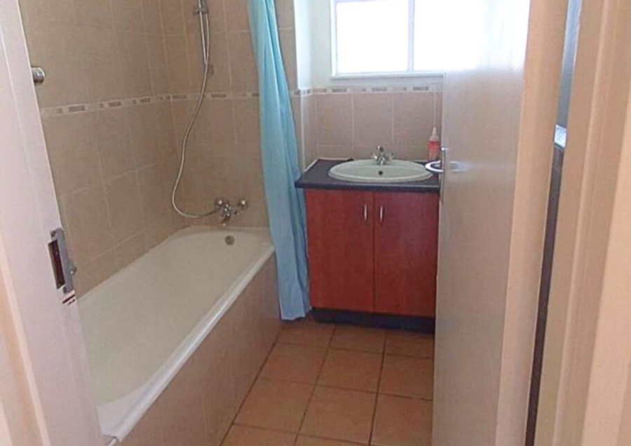 1 Bedroom Property for Sale in Sandown Gauteng