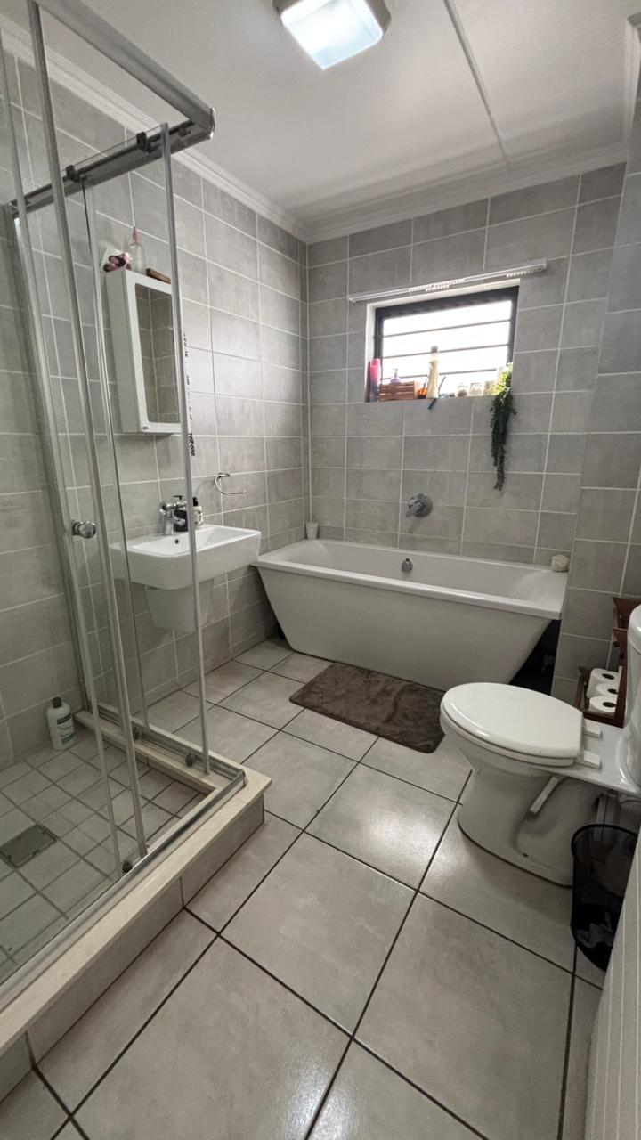 To Let 3 Bedroom Property for Rent in Witfield Gauteng