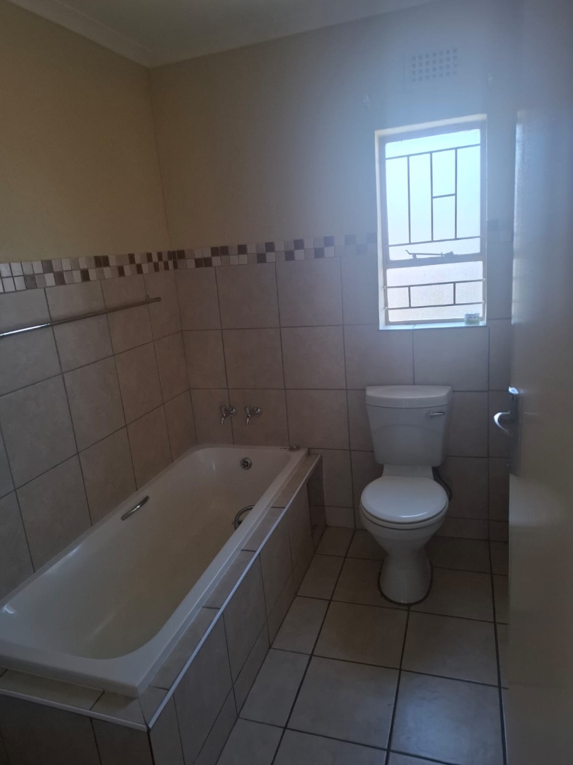 4 Bedroom Property for Sale in Leopard