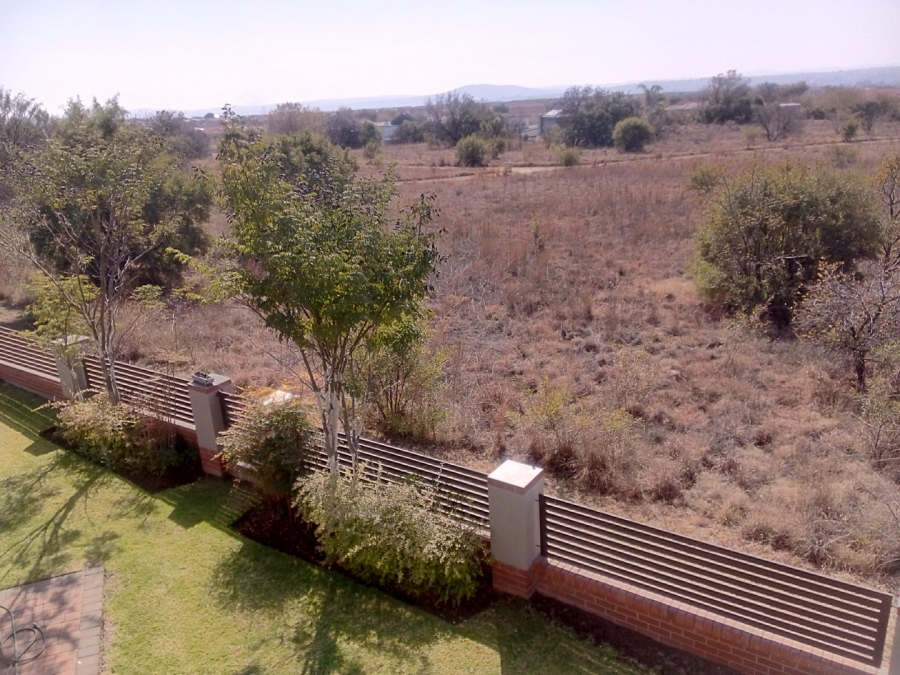 5 Bedroom Property for Sale in Monavoni Gauteng