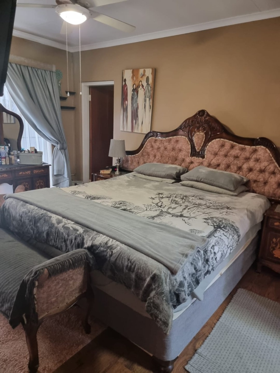 4 Bedroom Property for Sale in Vanderbijlpark SW 5 Gauteng