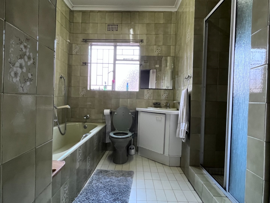4 Bedroom Property for Sale in Vanderbijlpark SE 3 Gauteng