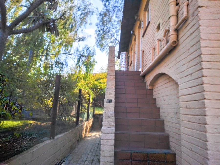 To Let 1 Bedroom Property for Rent in Blue Hills AH Gauteng