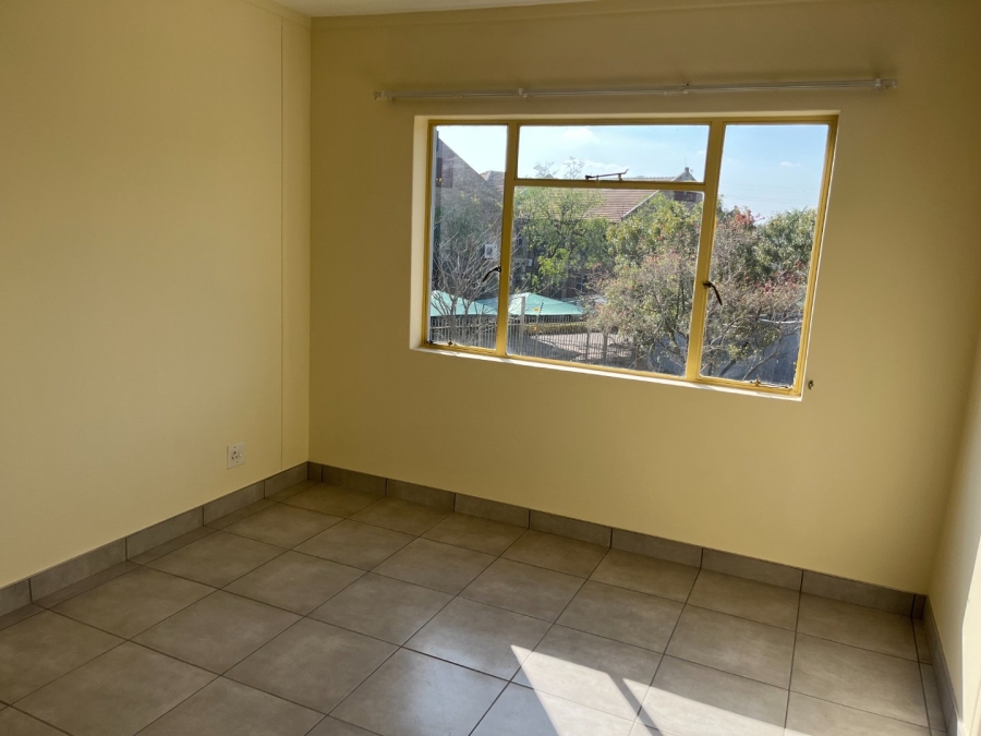 2 Bedroom Property for Sale in Menlyn Gauteng