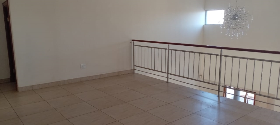 6 Bedroom Property for Sale in Eldo Village Estate Gauteng