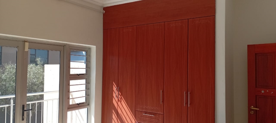 6 Bedroom Property for Sale in Eldo Village Estate Gauteng