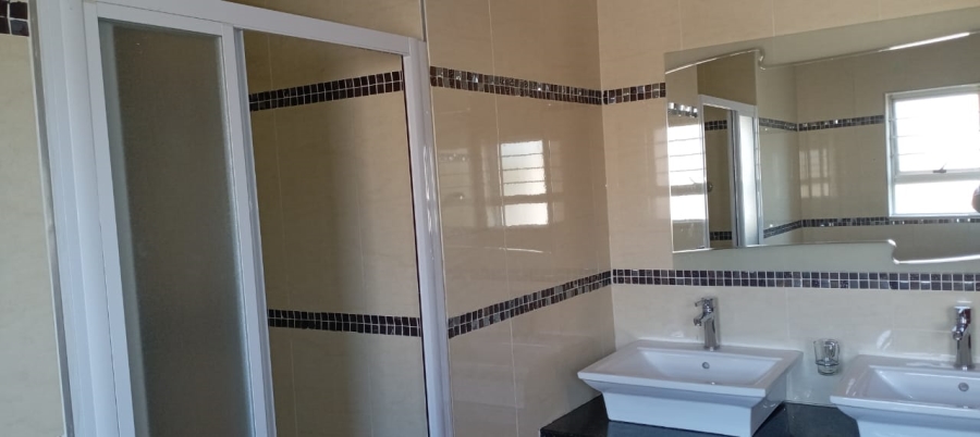 6 Bedroom Property for Sale in Eldo Village Estate Gauteng