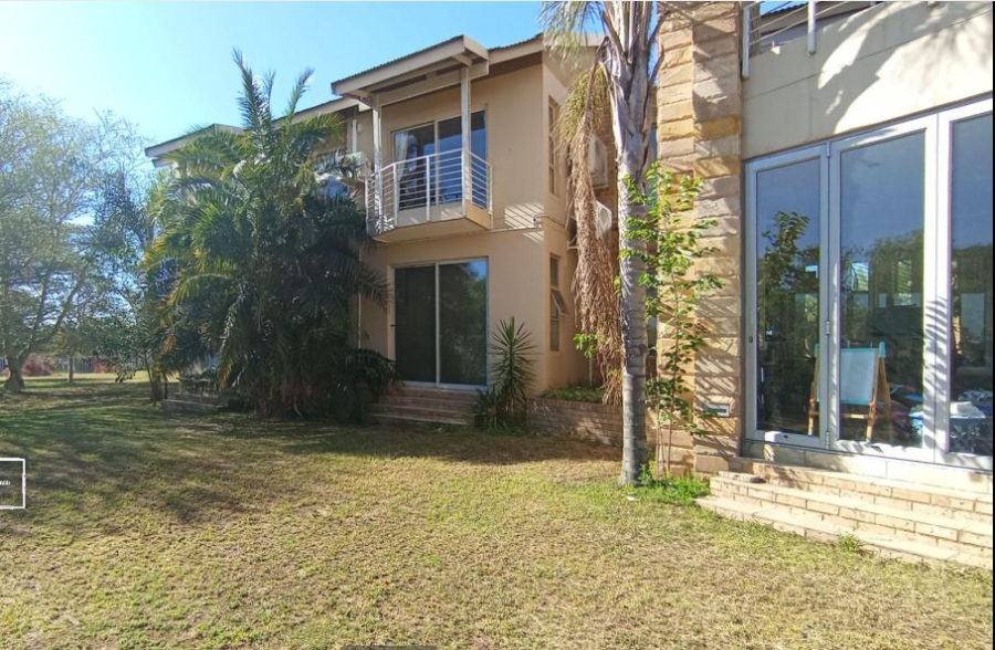 4 Bedroom Property for Sale in Saddlebrook Estate Gauteng