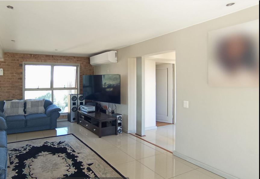 4 Bedroom Property for Sale in Saddlebrook Estate Gauteng
