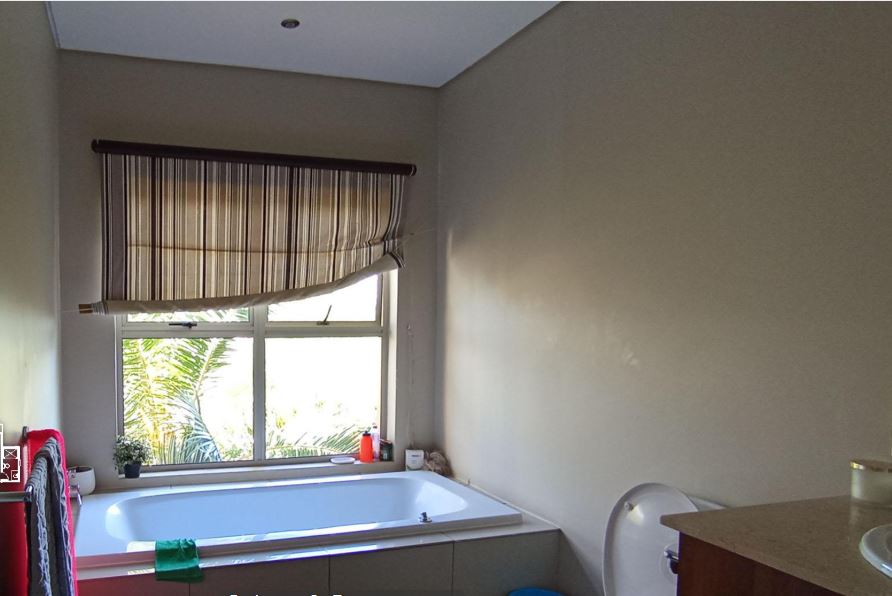 4 Bedroom Property for Sale in Saddlebrook Estate Gauteng