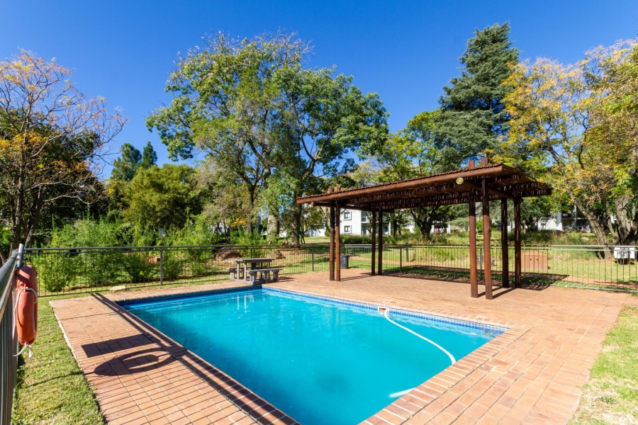 To Let 1 Bedroom Property for Rent in Jackal Creek Golf Estate Gauteng
