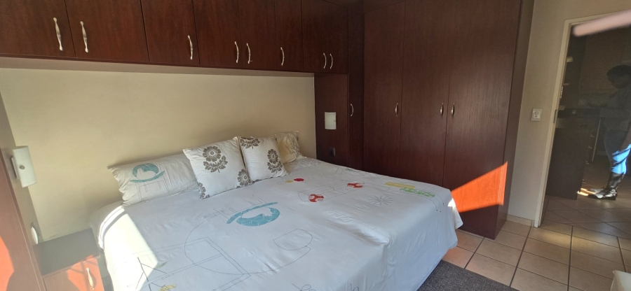 3 Bedroom Property for Sale in Farrarmere Gauteng