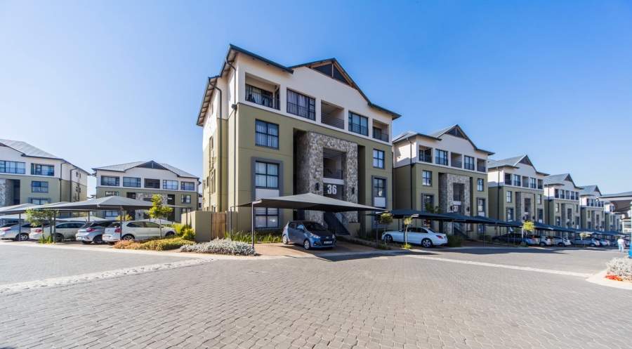 To Let 3 Bedroom Property for Rent in Waterfall Gauteng