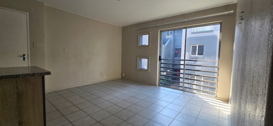 2 Bedroom Property for Sale in Verwoerdpark Gauteng