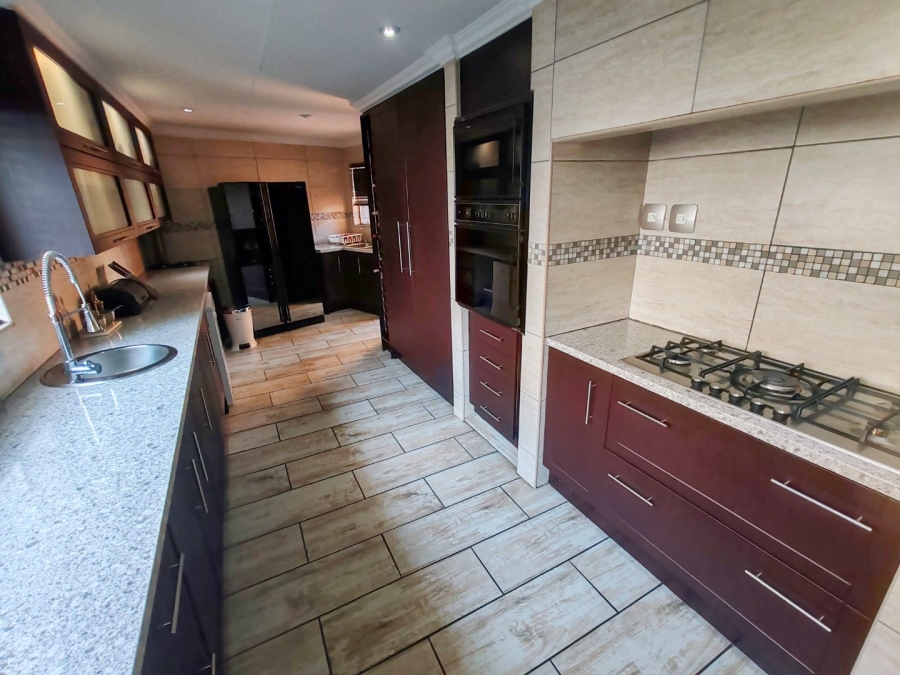 3 Bedroom Property for Sale in Magalieskruin Gauteng