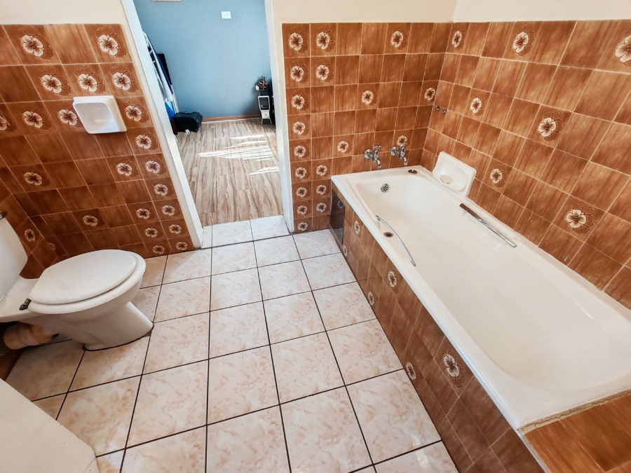3 Bedroom Property for Sale in Magalieskruin Gauteng