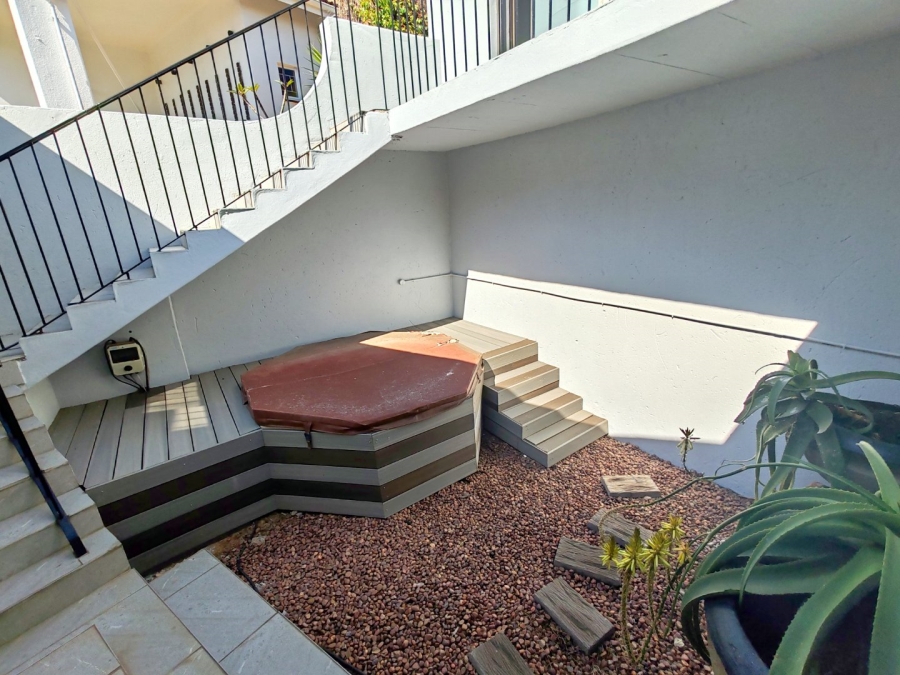 3 Bedroom Property for Sale in Magalieskruin Gauteng
