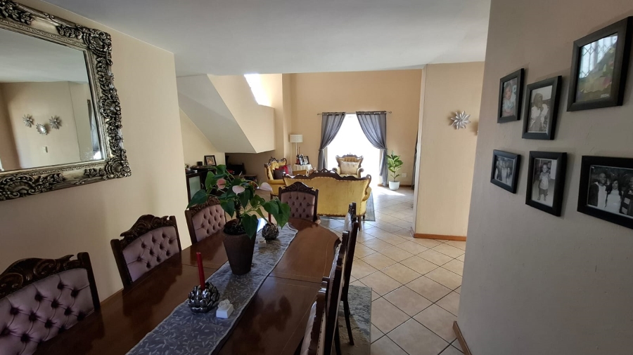 2 Bedroom Property for Sale in Kyalami Hills Gauteng