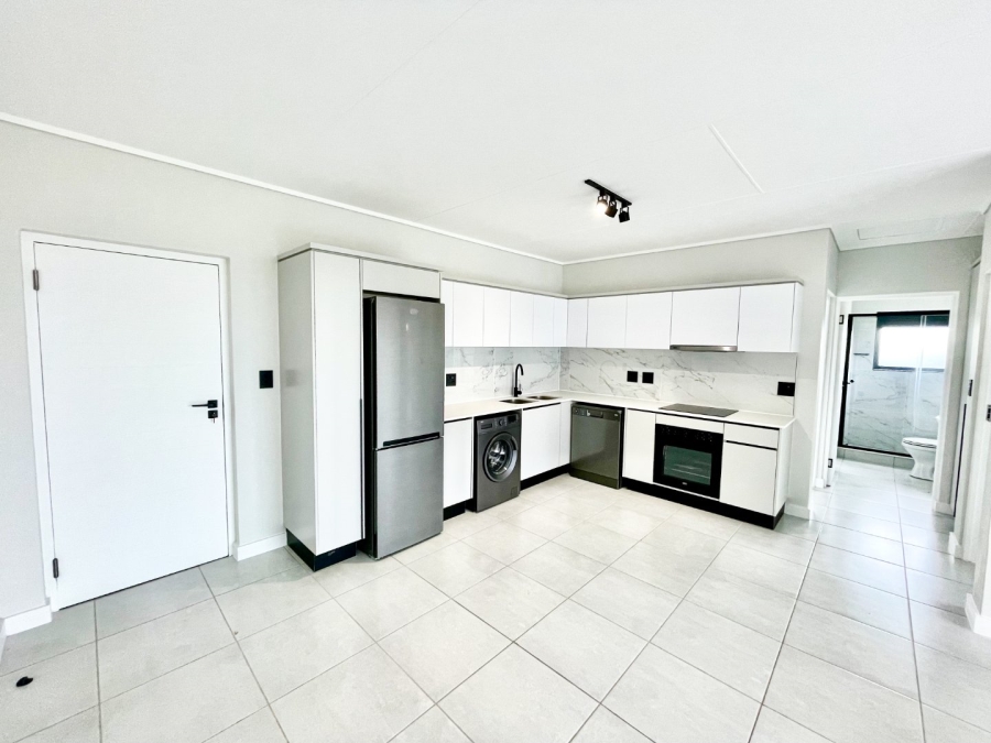 To Let 2 Bedroom Property for Rent in Crowthorne AH Gauteng
