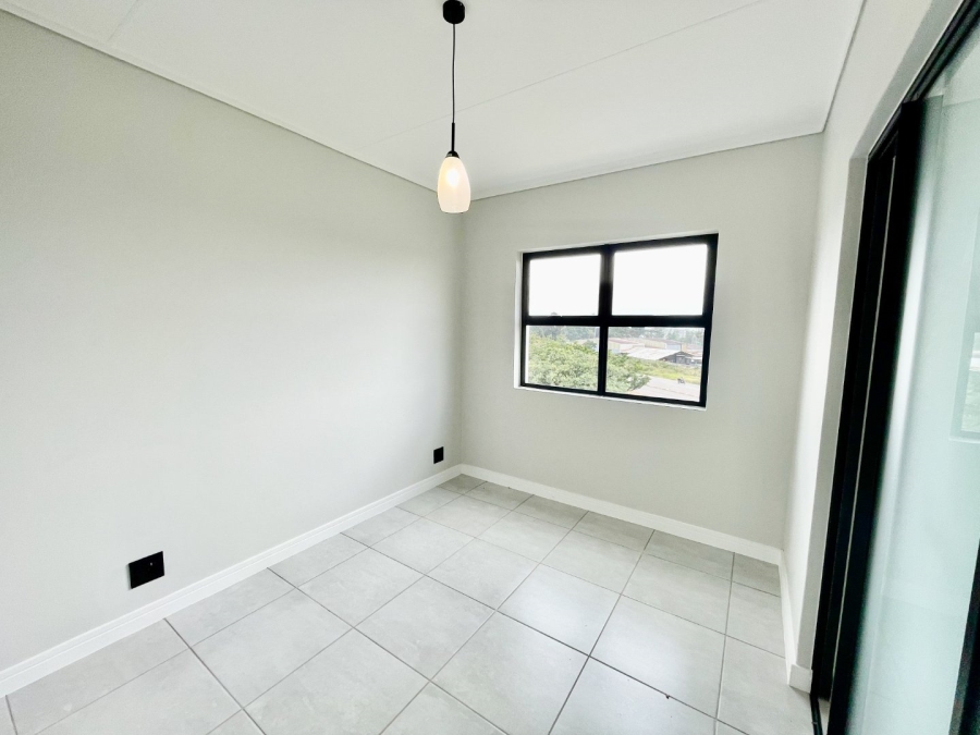To Let 2 Bedroom Property for Rent in Crowthorne AH Gauteng