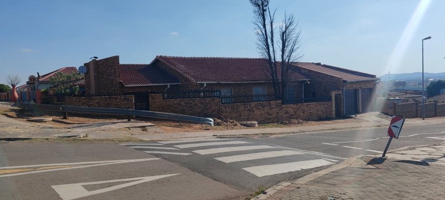 3 Bedroom Property for Sale in Atteridgeville Gauteng