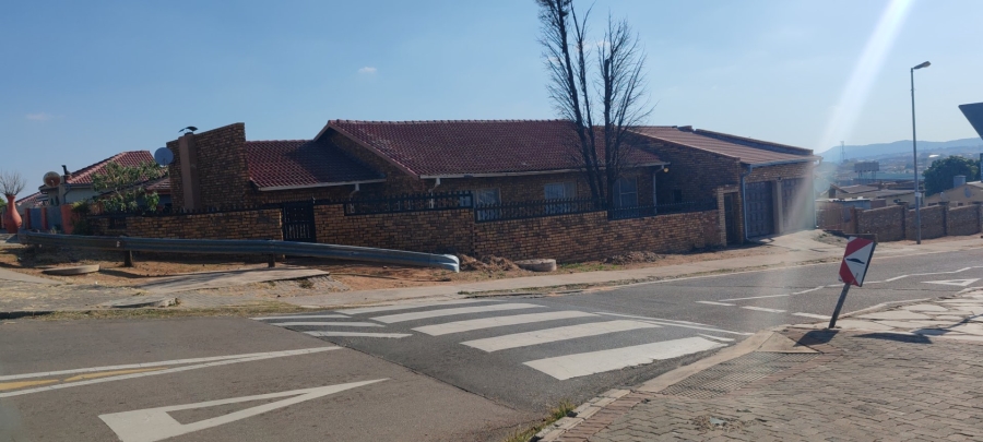 3 Bedroom Property for Sale in Atteridgeville Gauteng