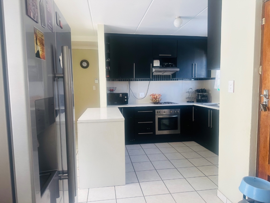 3 Bedroom Property for Sale in Cosmo City Gauteng