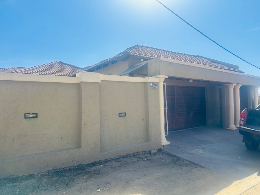 To Let 3 Bedroom Property for Rent in Cosmo City Gauteng