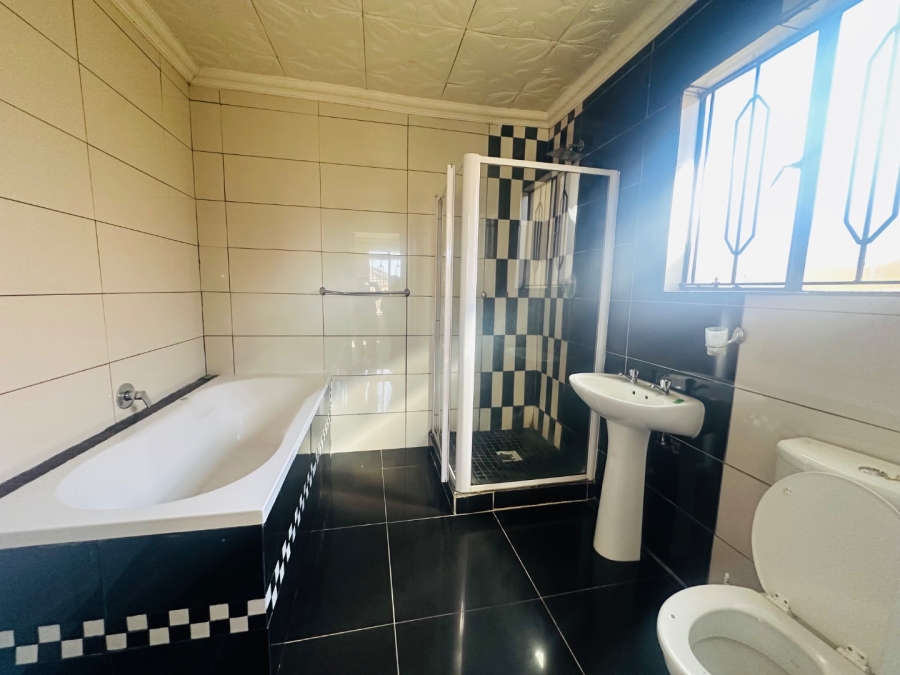 To Let 3 Bedroom Property for Rent in Cosmo City Gauteng