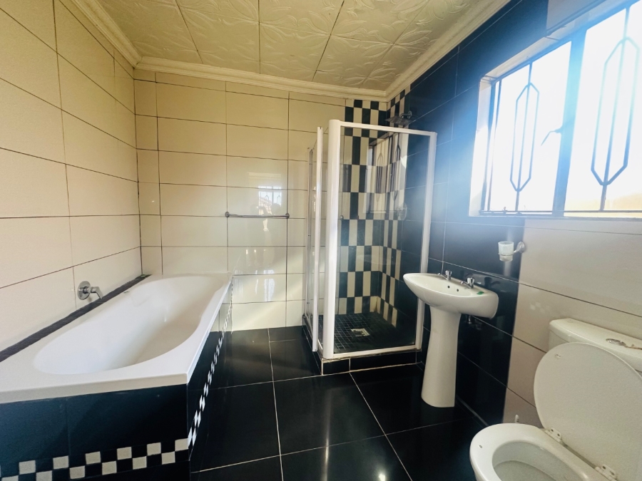 To Let 3 Bedroom Property for Rent in Cosmo City Gauteng