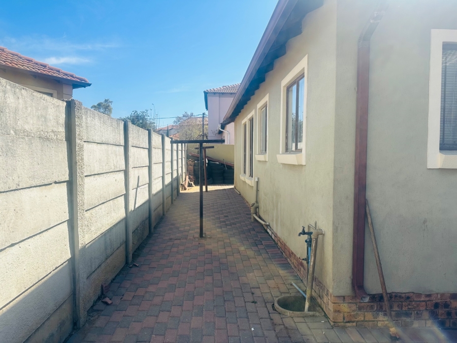 To Let 3 Bedroom Property for Rent in Cosmo City Gauteng